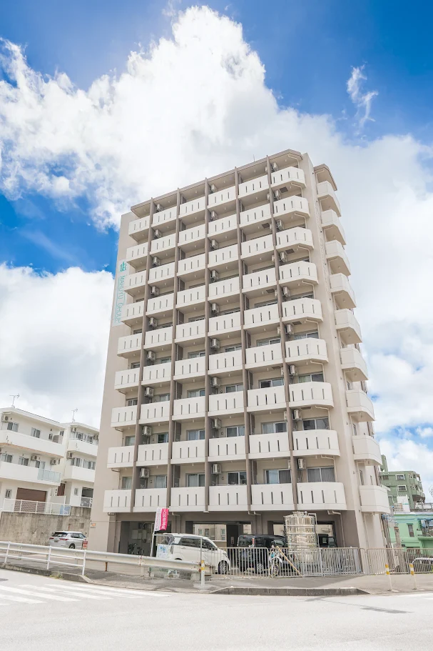 トーマス豊見城